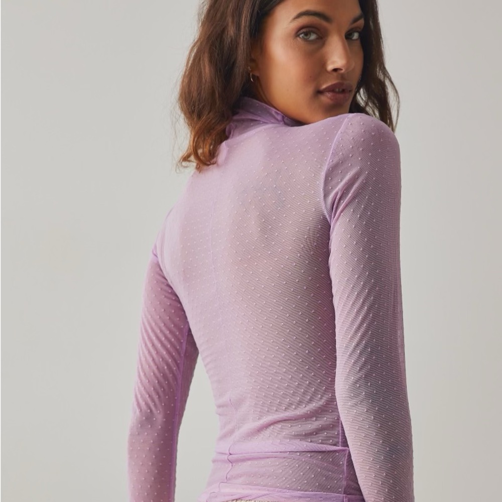 On the Dot Layering Top